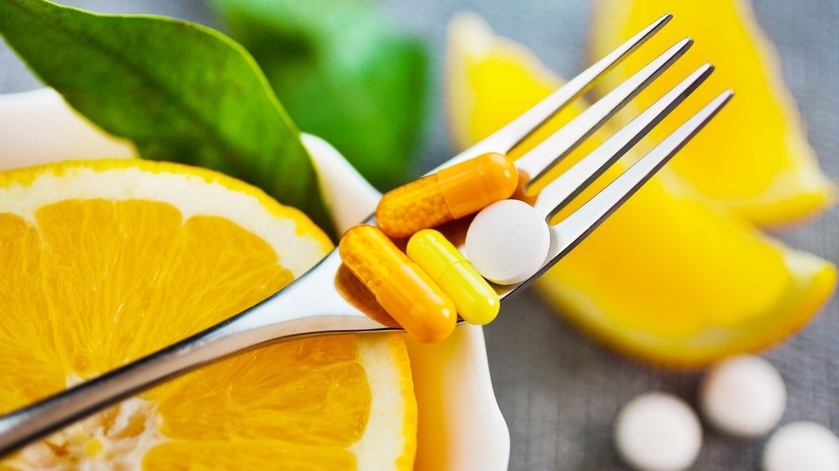 Proč je vitamin C hůře vstřebatelný a jak to lze zlepšit